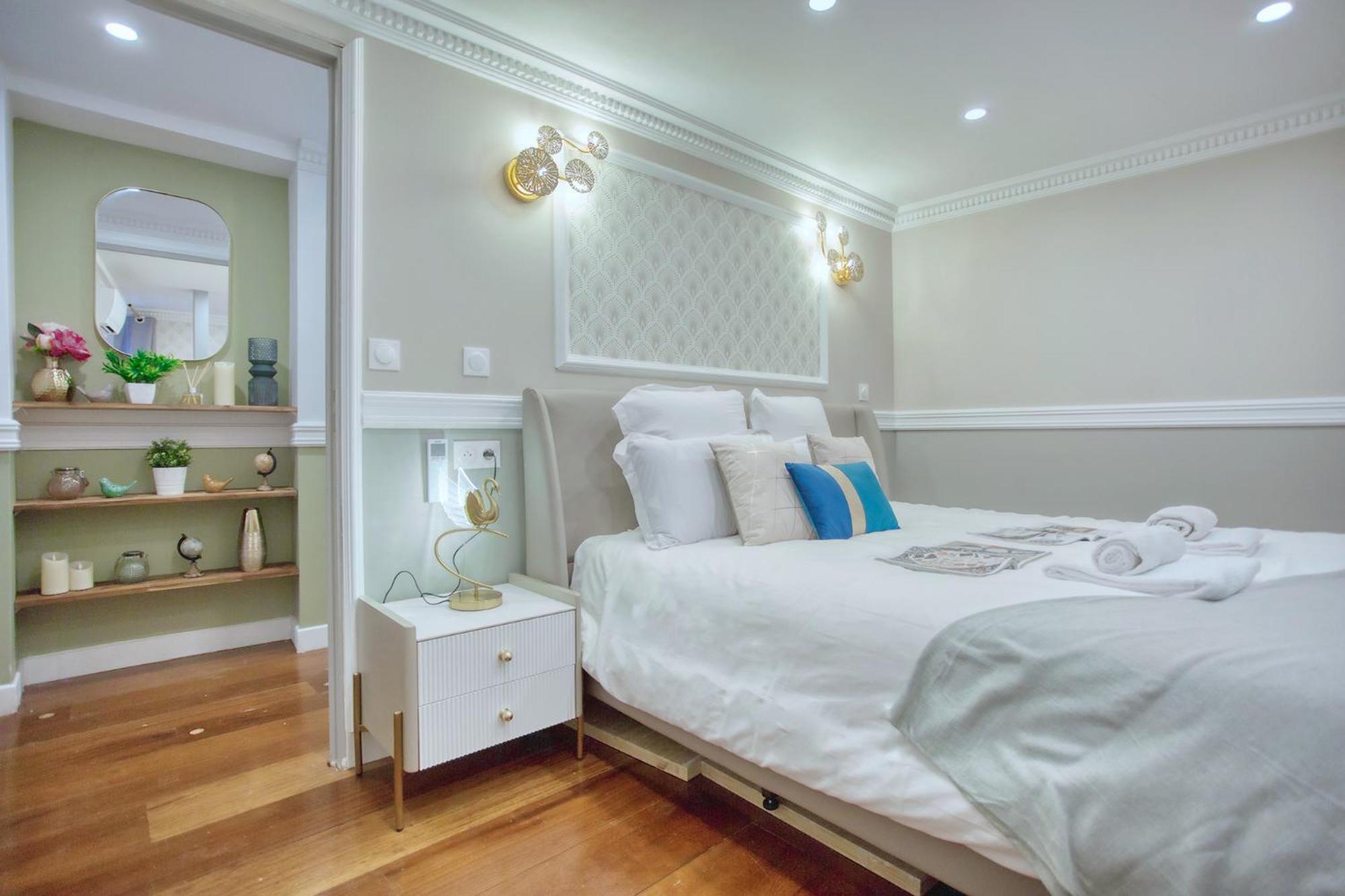 Elegant Triplex In Paris - Ideal For 10 - Aircon Bagian luar foto