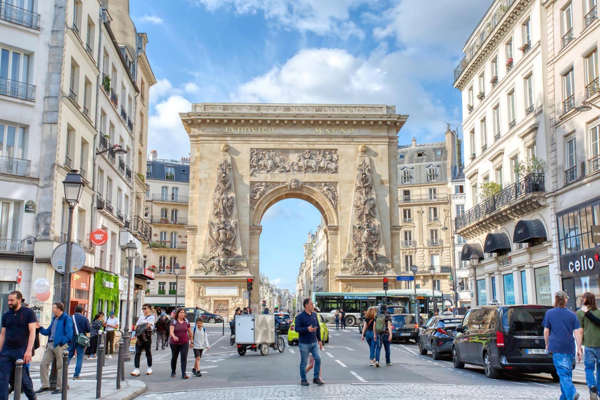 Elegant Triplex In Paris - Ideal For 10 - Aircon Bagian luar foto