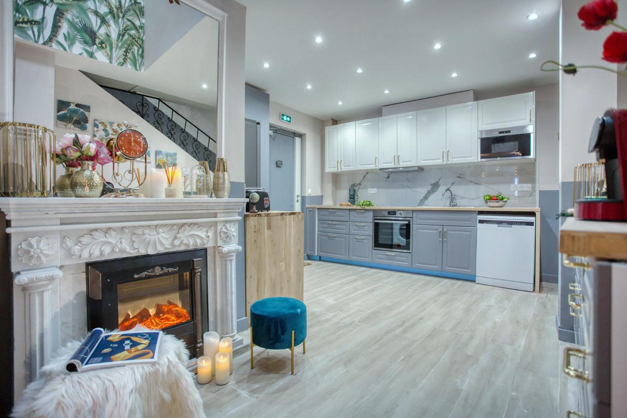 Elegant Triplex In Paris - Ideal For 10 - Aircon Bagian luar foto
